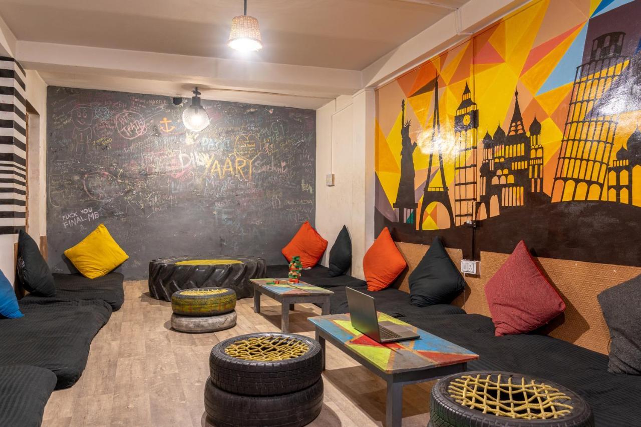 Whoopers Hostel Tosh Zewnętrze zdjęcie