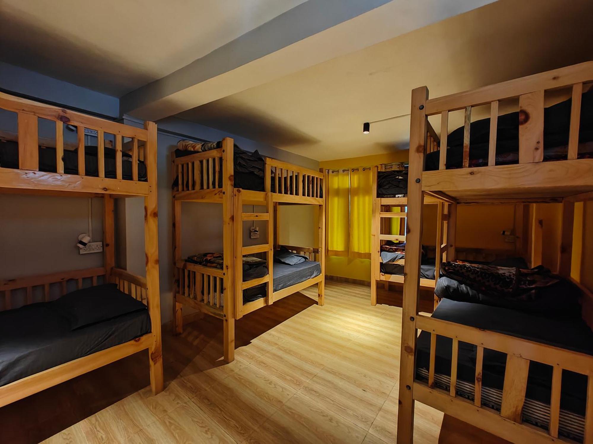 Whoopers Hostel Tosh Zewnętrze zdjęcie